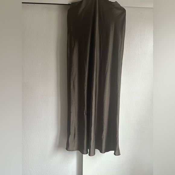 Guess Elegant Brown Satin Maxi Skirt - Picture 2 of 6